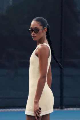 Abito in maglia stile maglione Tennis Club - Avena/Bianco