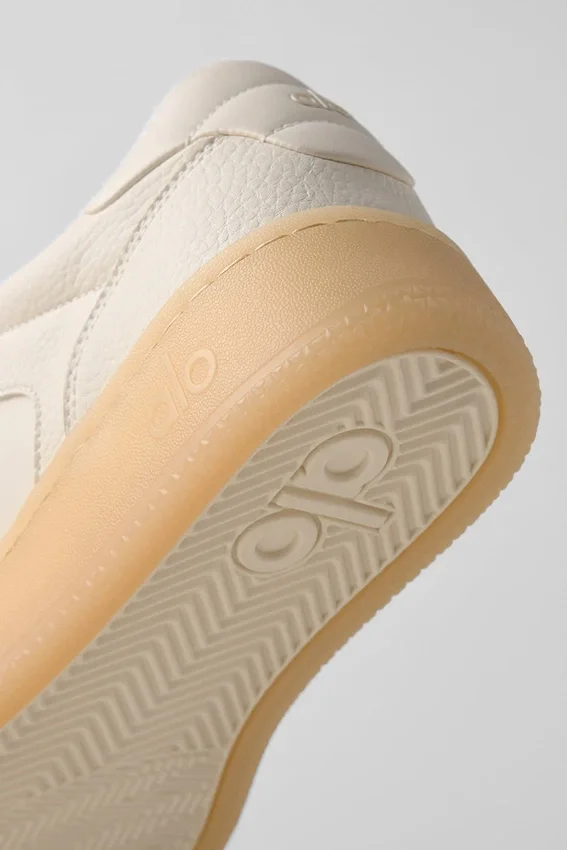 Alo Recovery Mode Sneaker - Argilla