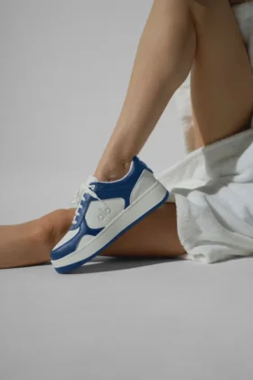 Alo Recovery Mode Sneakers - Blu navy/Bianco