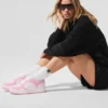 Alo Recovery Mode Sneakers - Rosa/Bianco