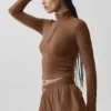 Alo Softsculpt Precision con maniche lunghe e zip a 1/4 - Marrone baciato dal sole