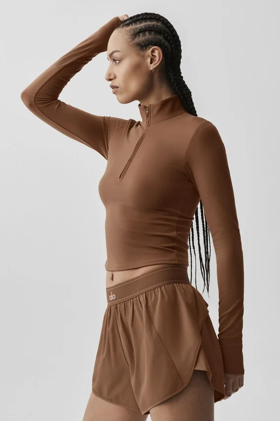 Alo Softsculpt Precision con maniche lunghe e zip a 1/4 - Marrone baciato dal sole