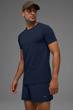 Alo Vapor Pantaloncini a girocollo a maniche corte - Blu navy