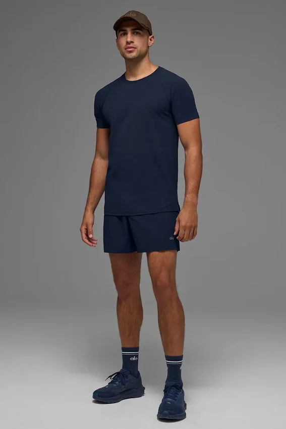 Alo Vapor Pantaloncini a girocollo a maniche corte - Blu navy