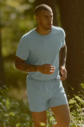 Alo Vapor Pantaloncini a girocollo a maniche corte - Desert Sage