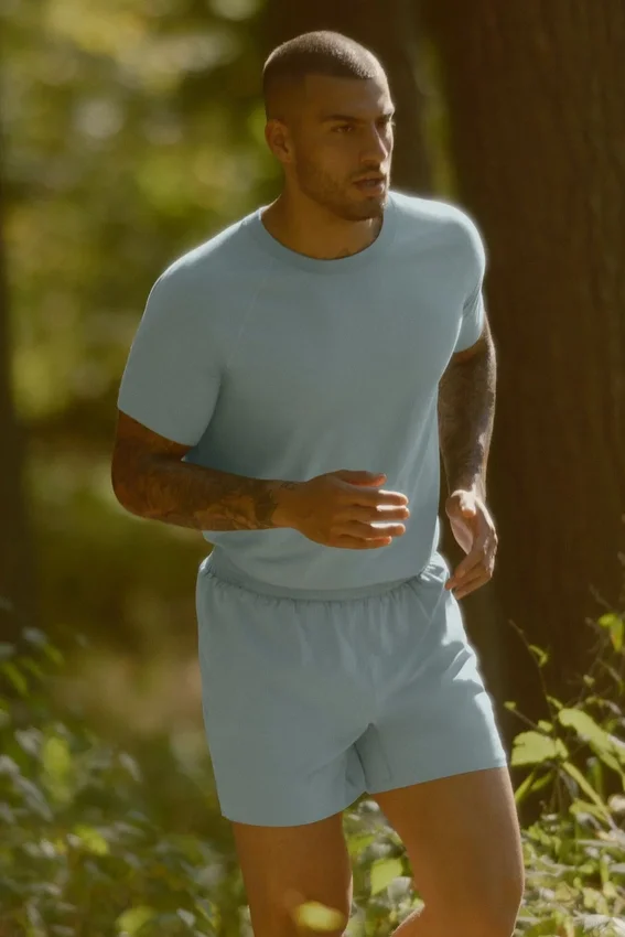 Alo Vapor Pantaloncini a girocollo a maniche corte - Desert Sage