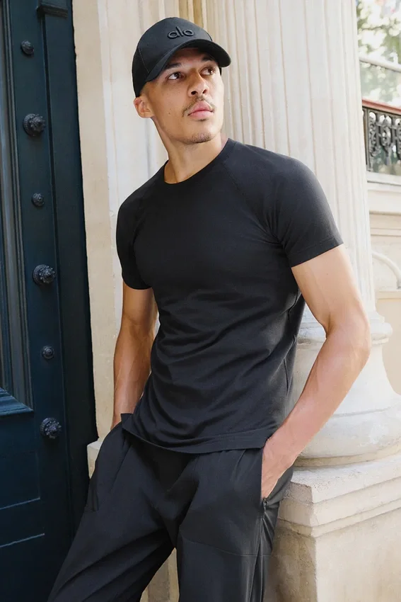 Alo Vapor pantaloncini a girocollo con maniche corte - Nero
