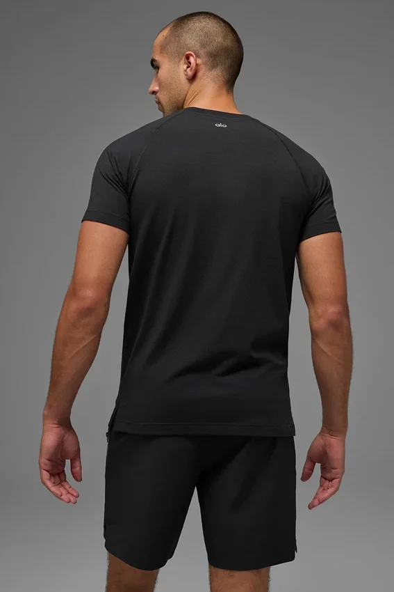 Alo Vapor pantaloncini a girocollo con maniche corte - Nero