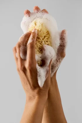 Bagnoschiuma per la cura del corpo Mega-C