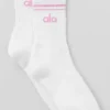 Calze unisex a gamba corta in stile retrò - Bianco/Rosa Cuore Caramella
