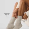 Calze unisex in lana e cashmere con effetto leggermente smerigliato - Latte invernale/Avorio