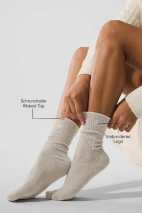 Calze unisex in lana e cashmere con effetto leggermente smerigliato – Latte invernale/Avorio