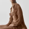 Camicia a maniche lunghe semi-trasparente Golden Hour con bottoni - Marrone Sun Kissed