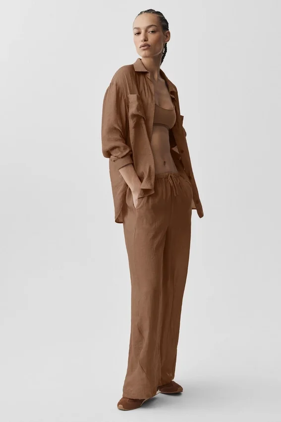Camicia a maniche lunghe semi-trasparente Golden Hour con bottoni - Marrone Sun Kissed