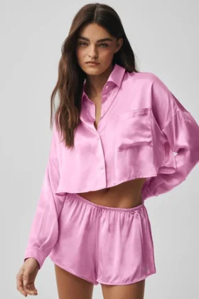 Camicia corta a maniche lunghe in seta lucente con bottoni - Rosa Candy Heart