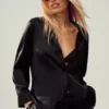 Camicia in seta luminosa con bottoni - Nero