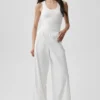 Canotta con reggiseno integrato Alo Softsculpt No Nonsense - Bianco