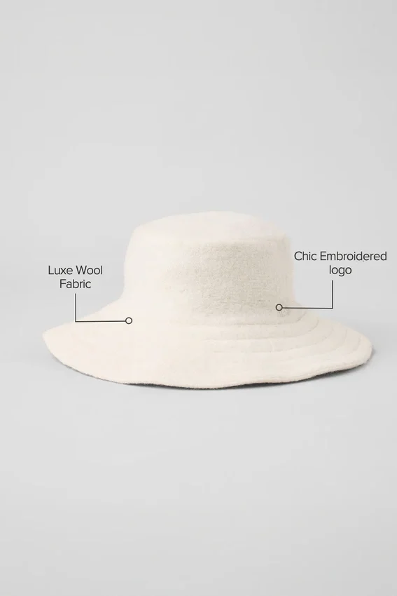 Cappello a secchiello in lana merino - Avorio