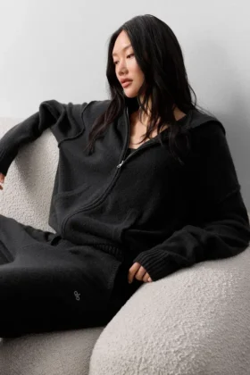 Felpa con cappuccio e zip integrale in lana e cashmere della linea New Class - Nero