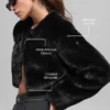 Giacca corta chic in pelliccia sintetica - Nero