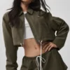 Giacca corta con zip integrale "Fan Favorite" - Verde oliva