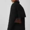 Giacca corta con zip integrale, la preferita dai fan - Nero