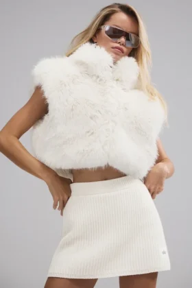 Gilet corto in pelliccia sintetica opulenta - Avorio