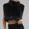 Gilet corto in pelliccia sintetica opulenta - Nero