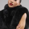 Gilet corto in pelliccia sintetica opulenta - Nero