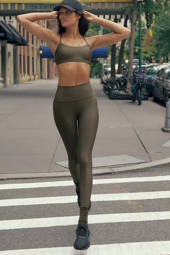 High-Waist Airlift Legging 7/8 - Olivo