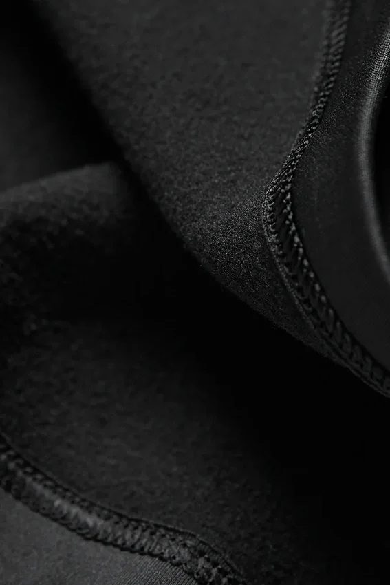 High-Waist Airlift Leggings - Nero