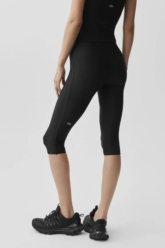 High-Waist Sleek Capri Pantaloni - Nero
