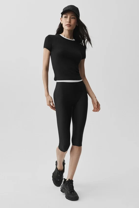 High-Waist Sleek Capri Pantaloni - Nero