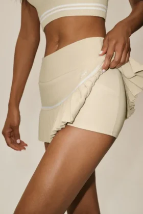 High-Waist Tennis Skirt in cotone e cashmere – Beige sabbia/Bianco