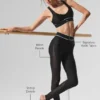 Leggings a strappo “Darling” High-Waist in rete Airlift — Nero