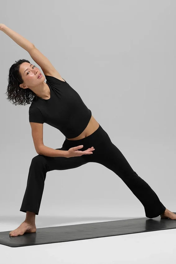 Leggings High-Waist 7/8 con taglio svasato Alo Softsculpt - Nero