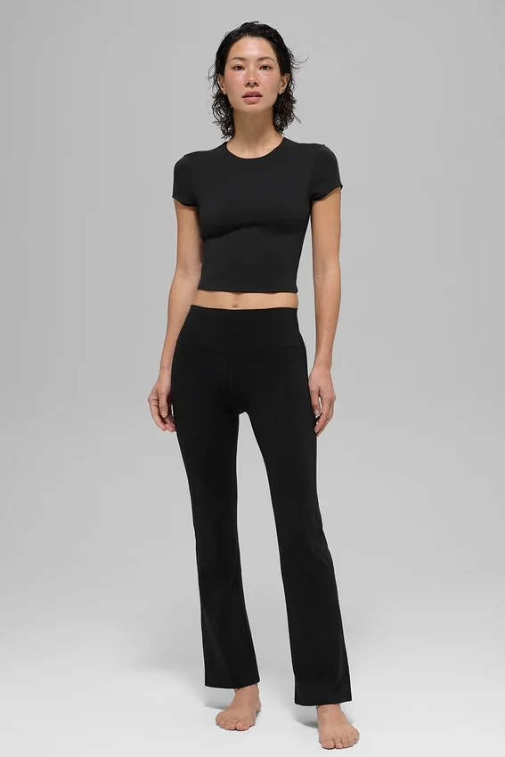 Leggings High-Waist 7/8 con taglio svasato Alo Softsculpt - Nero