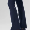 Leggings High-Waist Airbrush con taglio bootcut 7/8 - Blu navy