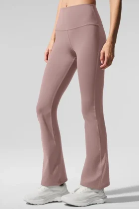 Leggings High-Waist Airbrush con taglio bootcut 7/8 – Taupe