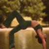 Leggings High-Waist con taglio svasato Alo Softsculpt - Verde oliva