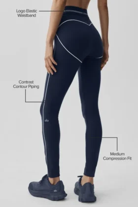 Leggings High-Waist “Heart Throb” con effetto aerografo – Blu navy/Bianco