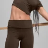 Leggings svasati con risvolto 7/8 Alo Softsculpt - Espresso