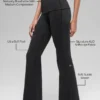Leggings svasati con risvolto 7/8 Alo Softsculpt - Nero