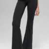 Leggings svasati con risvolto 7/8 Alo Softsculpt - Nero