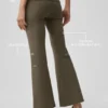Leggings svasati con risvolto 7/8 Alo Softsculpt - Olive Tree