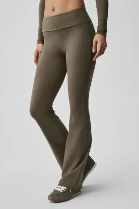 Leggings svasati con risvolto Alo Softsculpt - Olive Tree