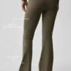 Leggings svasati con risvolto Alo Softsculpt - Olive Tree