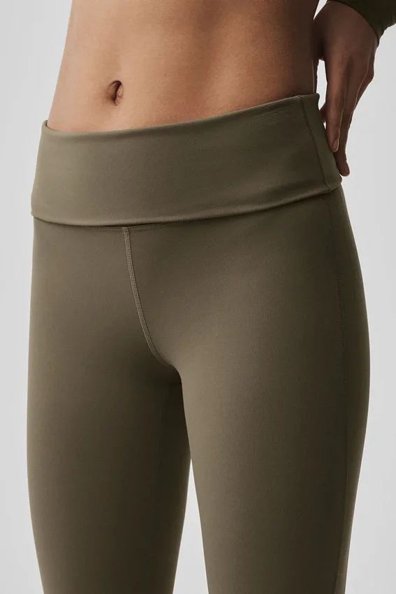 Leggings svasati con risvolto Alo Softsculpt - Olive Tree