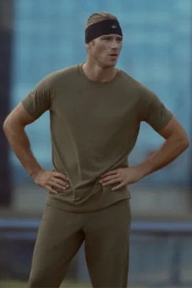 Maglia a maniche corte con collo rotondo Alo Vapor - Olive Tree