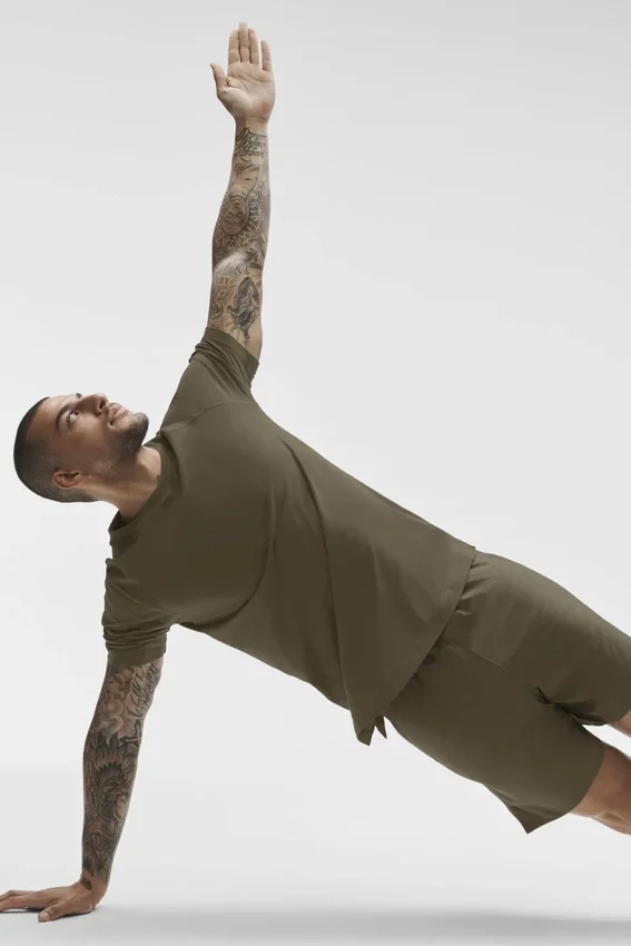 Maglia a maniche corte con collo rotondo Alo Vapor - Olive Tree